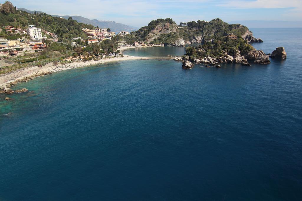 טאורמינה Villa Isola Bella חדר תמונה